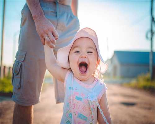 玄学求子：梦见菩萨送子与墙上贴画灵验吗？